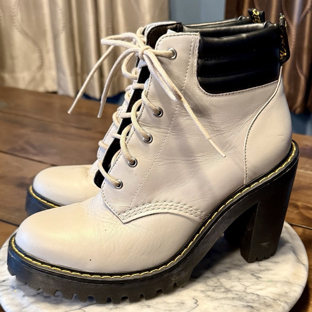 NEW! Dr. Martens Persephone Leather Heel Boot Light Gray Women‎ Sz 8 EUR 39 - Picture 3 of 6